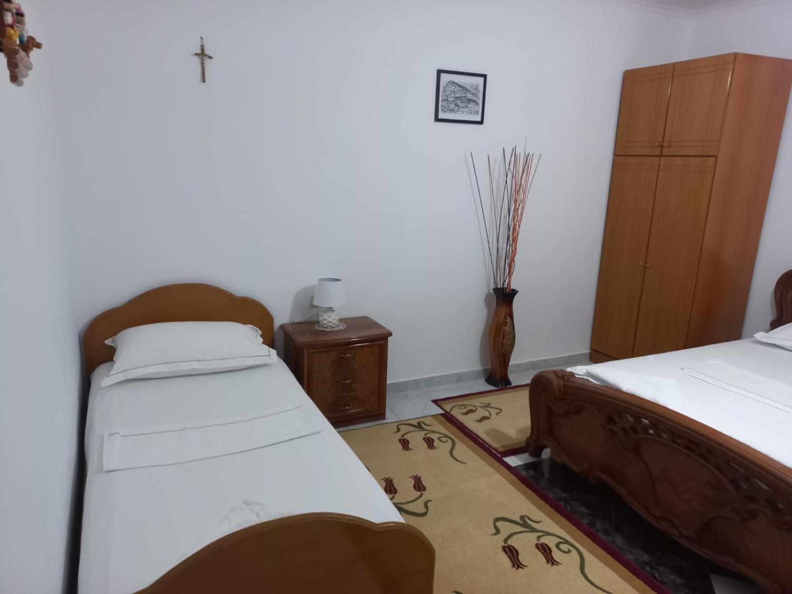 Guest House Bumbli 培拉特 客房 照片