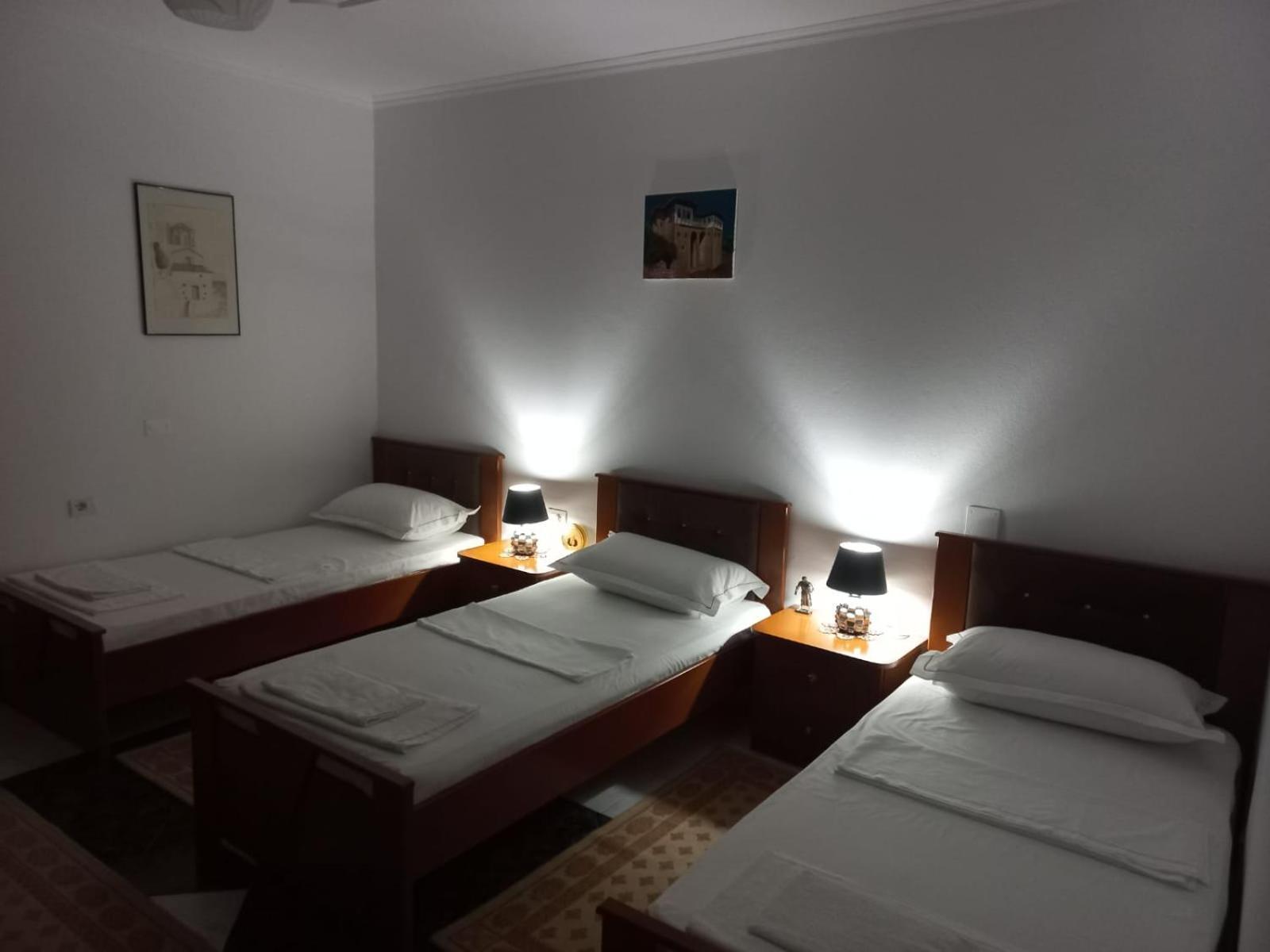 Guest House Bumbli 培拉特 客房 照片