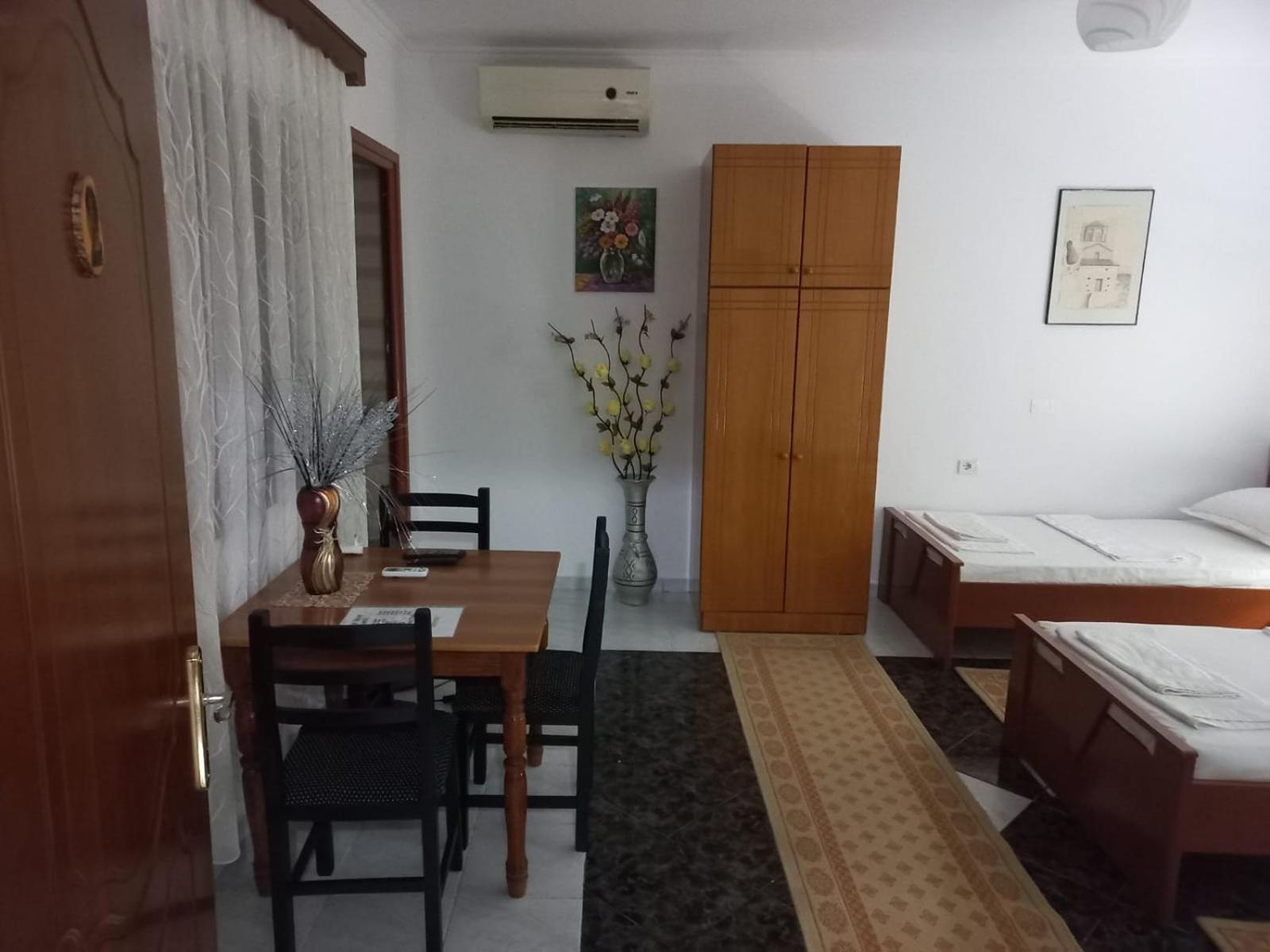 Guest House Bumbli 培拉特 客房 照片