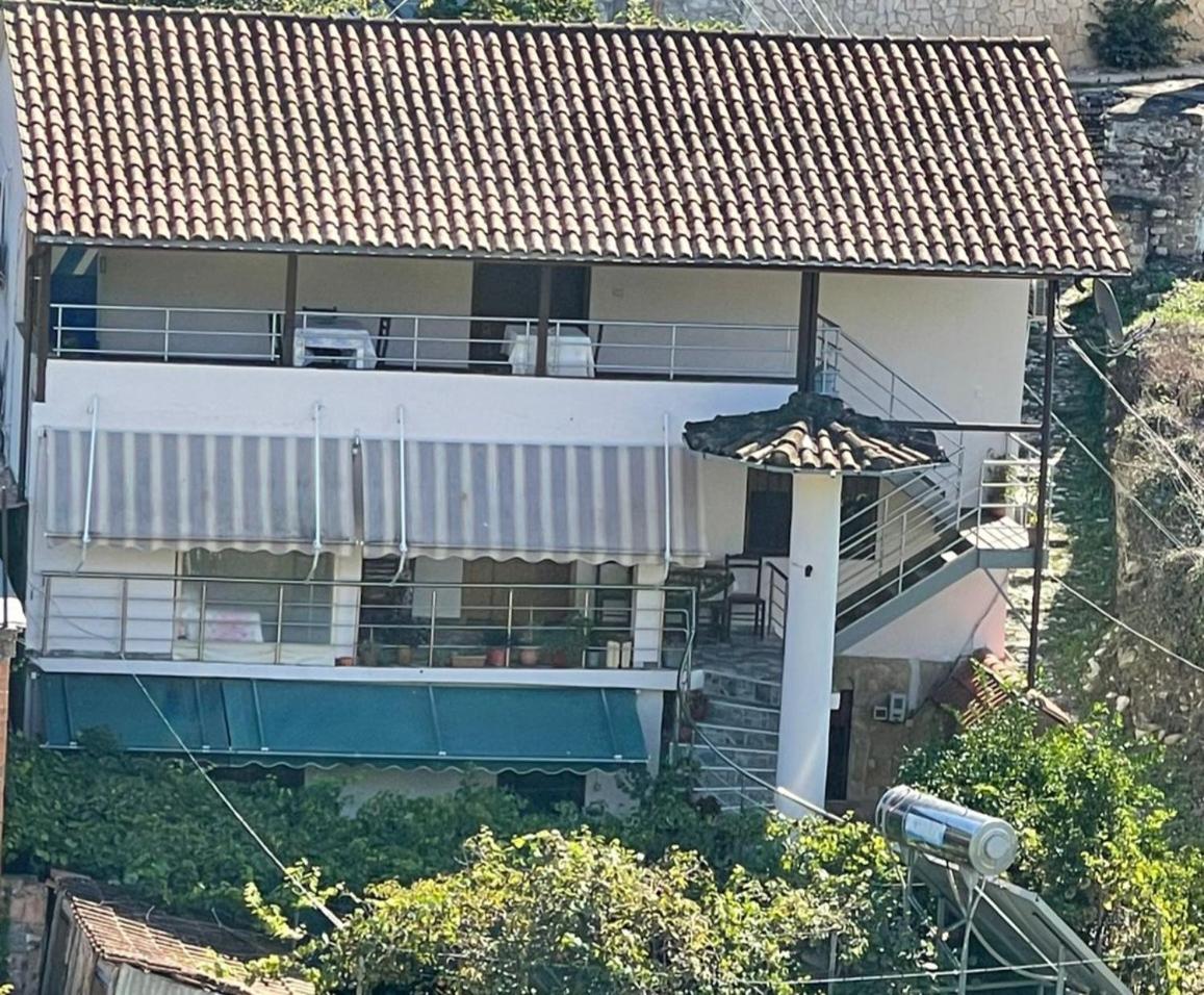 Guest House Bumbli 培拉特 外观 照片